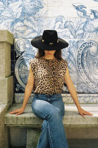 Solo Portrait photoshoot in Porto by Irina F