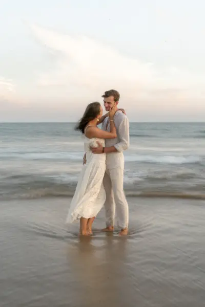Couples photoshoot in Costa da Caparica by Sophie B