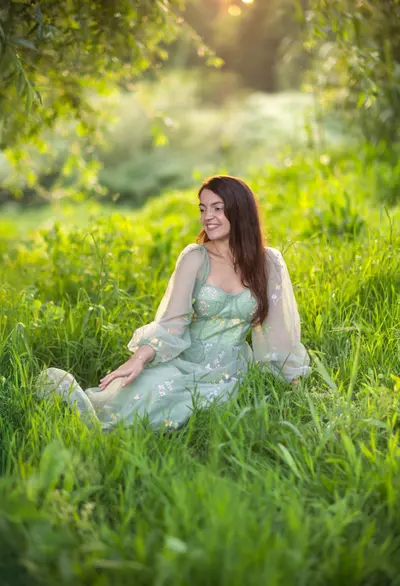 Solo Portrait photoshoot in Porto by Beatriz A