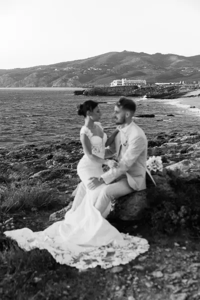 Wedding photoshoot in Cascais by Beatriz A