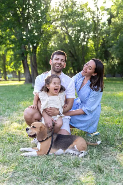 Family photoshoot in Lisbon by Beatriz A