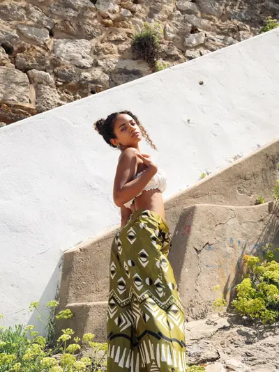 Solo Portrait photoshoot in Cascais by Alexandru Achitei