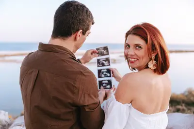 Maternity photoshoot in Tavira by Isa Mestre