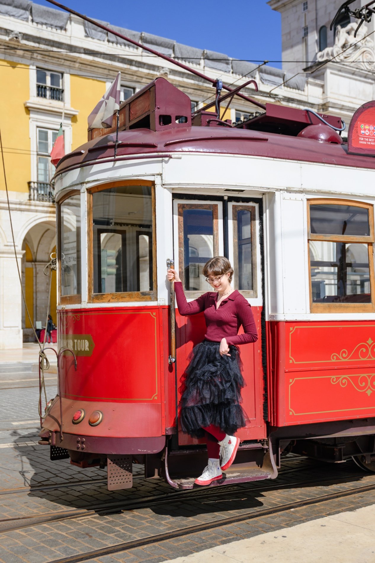 Spring Photoshoot in Portugal: Why March-May Is Perfect — photo by Elena Lialina