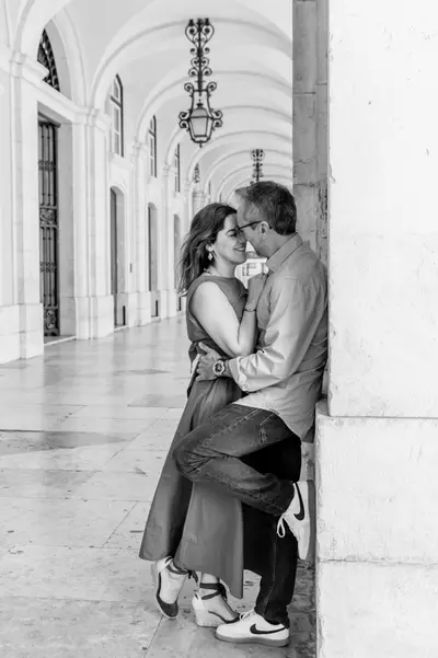 Couples photoshoot in Lisbon by Joana C