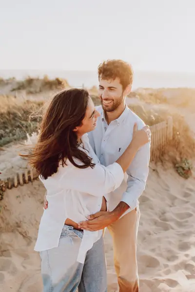 Maternity photoshoot in Ericeira by Joana C
