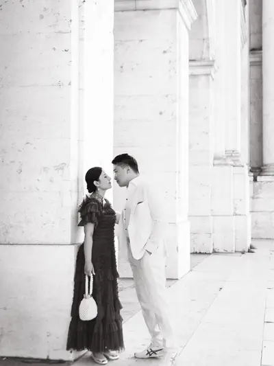Elopement photoshoot in Lisbon by Maya R