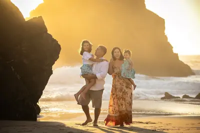 Family photoshoot in Cascais by Maya R