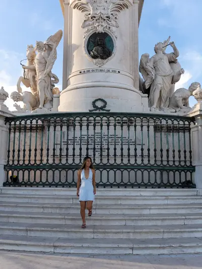 Solo Portrait photoshoot in Lisbon by Iryna R