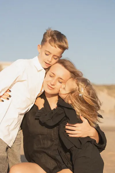 Family photoshoot in Cascais by Iryna R