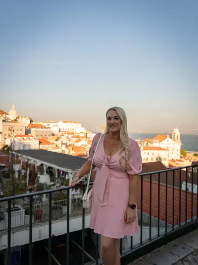 Solo Portrait photoshoot in Lisbon by Iryna R