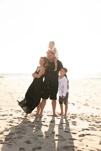 Family photoshoot in Cascais by Iryna R