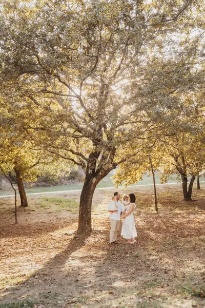 Family photoshoot by Rui Moreira