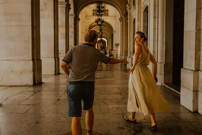 Engagement photoshoot in Lisbon by Patrícia Nunes