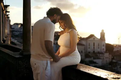 Couples photoshoot in Lisbon by Aleksandra