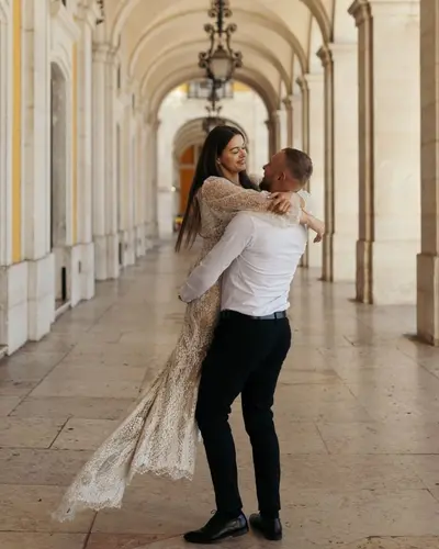 elopement photoshoot in Lisbon by Aleksandra