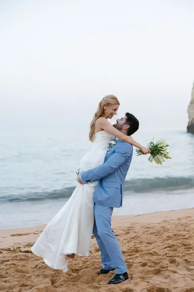 Wedding photoshoot in Vilamoura by Jonathan R