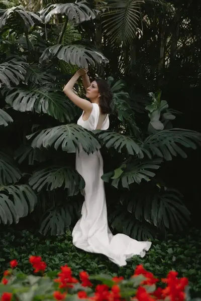 Elopement photoshoot in Madeira by Jonathan R