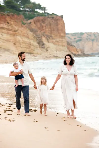 Family photoshoot in Lagos by Jonathan Rens