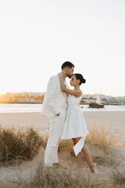 Wedding photoshoot in Portimao by Jonathan R
