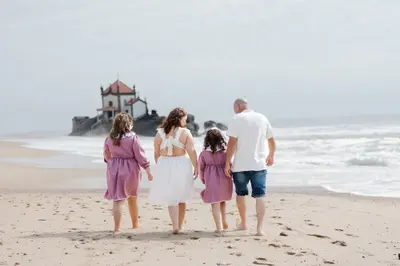 Family photoshoot in Porto by Carla Lima