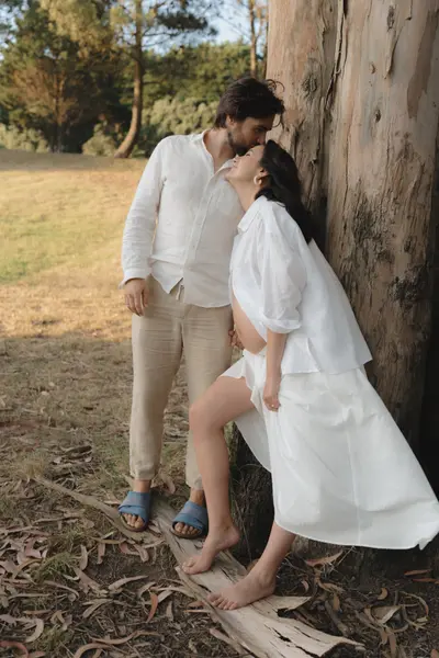 Maternity photoshoot in Porto by Elena K