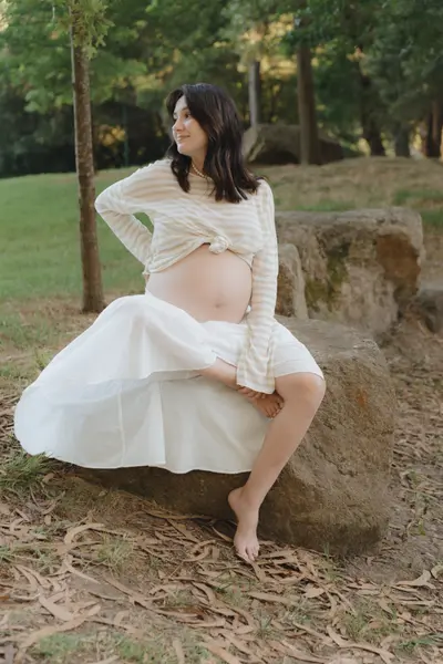 Maternity photoshoot in Porto by Elena K