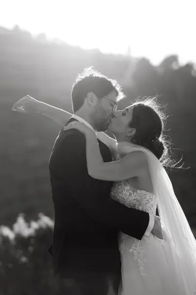 Wedding photoshoot in Douro Valley by Jennifer D