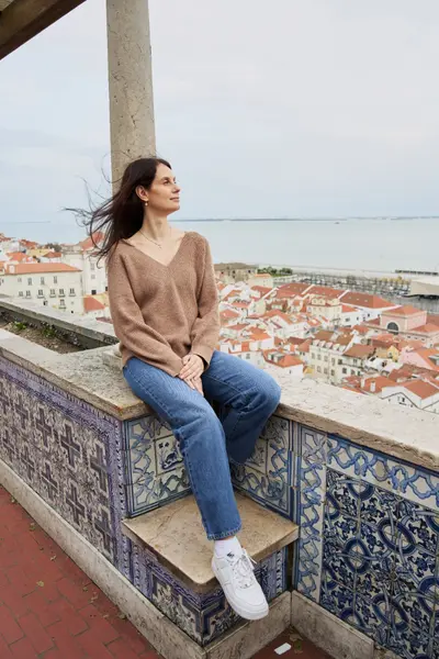 Solo Portrait photoshoot in Lisbon by Kate Belova